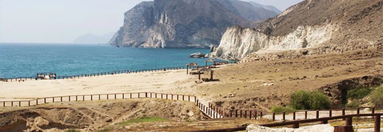 https://d1i3enf1i5tb1f.cloudfront.net/Tour-Images/false-507974/frankincense-trail-salalah.jpg