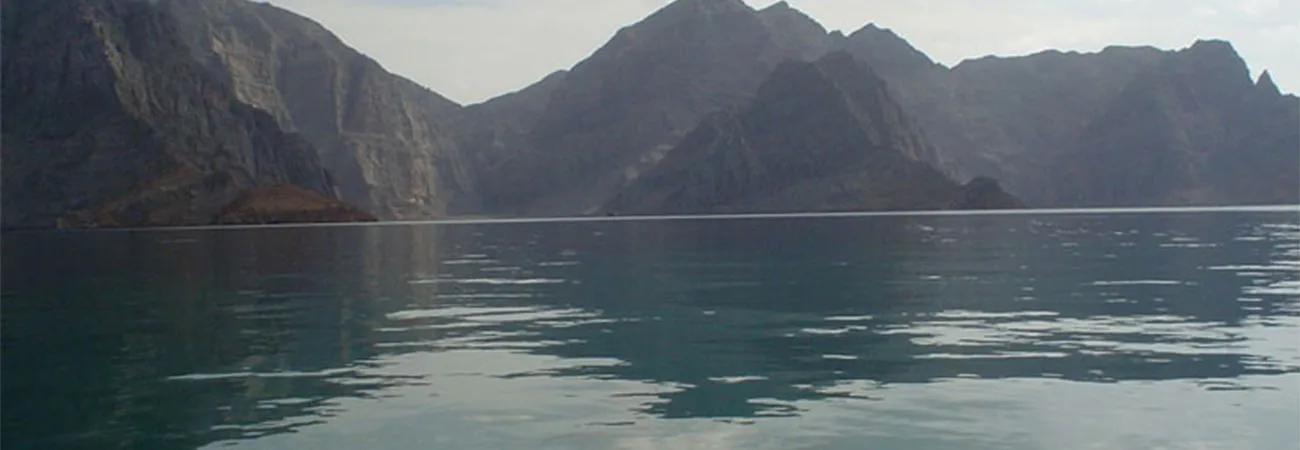 https://d1i3enf1i5tb1f.cloudfront.net/Tour-Images/false-507977/full-day-dhow-excursion-oman-salalaha.jpg