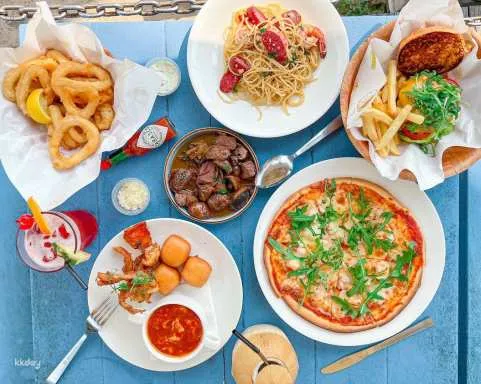 Coastes Beach Bar F&B Voucher @ Sentosa Siloso Beach | Singapore