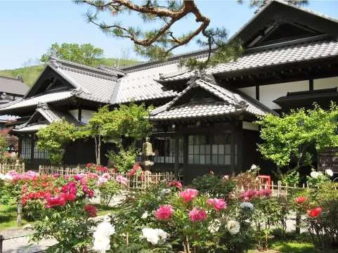 Otaru Kihinkan (The Old Aoyama Villa / Herring Goten Otaru) Admission Ticket | Hokkaido, Japan