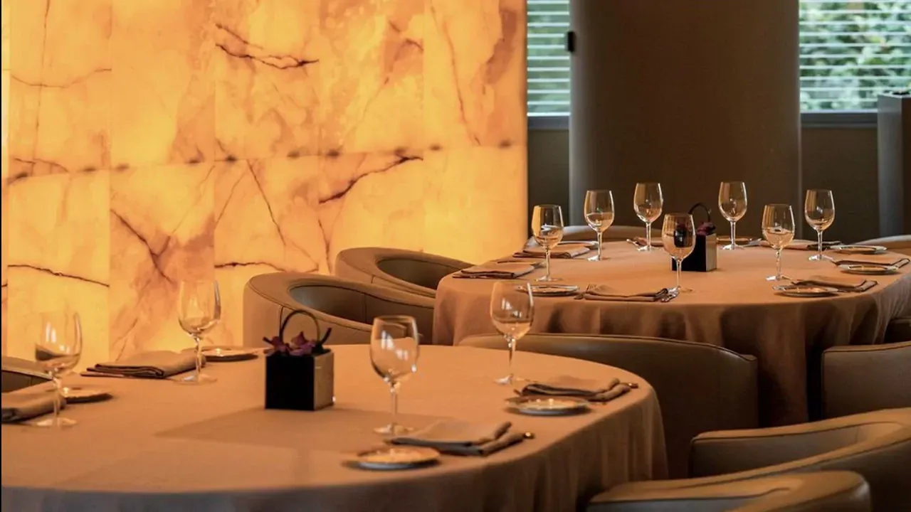 Sunday Brunch at Armani Hotel in Downtown Dubai